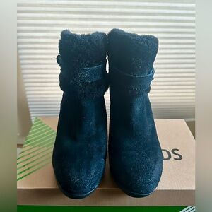 UGG Elegant Black Suede Ankle Booties